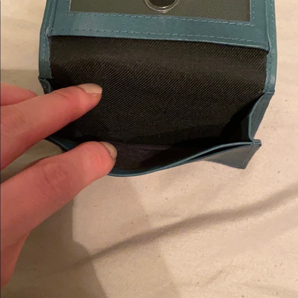 Card wallet. - Picture 3 of 5